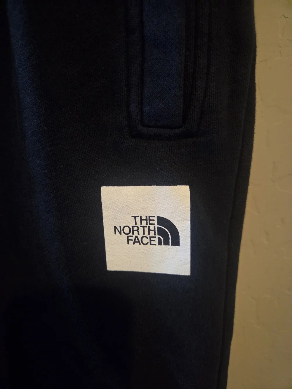 The North Face Black Men's Jogger Sweatpants with Logo Patch